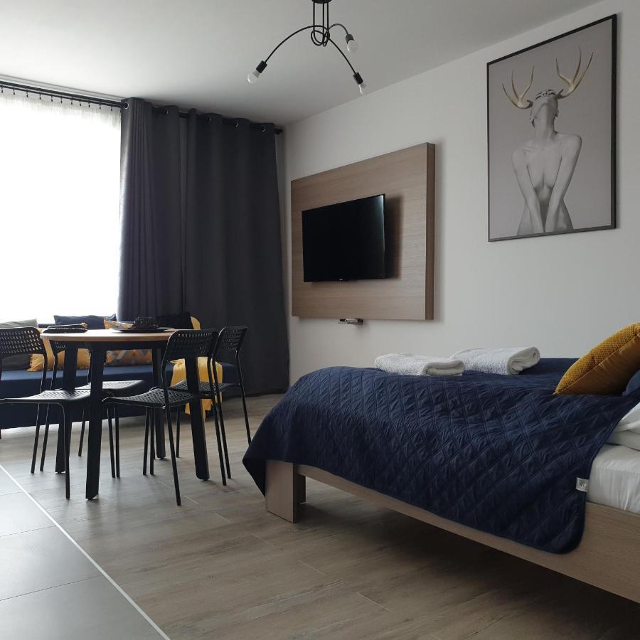 Q Apart Amber - Studio, Manufaktura, Klimatyzacja I Garaz Gratis, Netflix, Fv, Gwarancja Zadowolenia Лодзь Екстер'єр фото