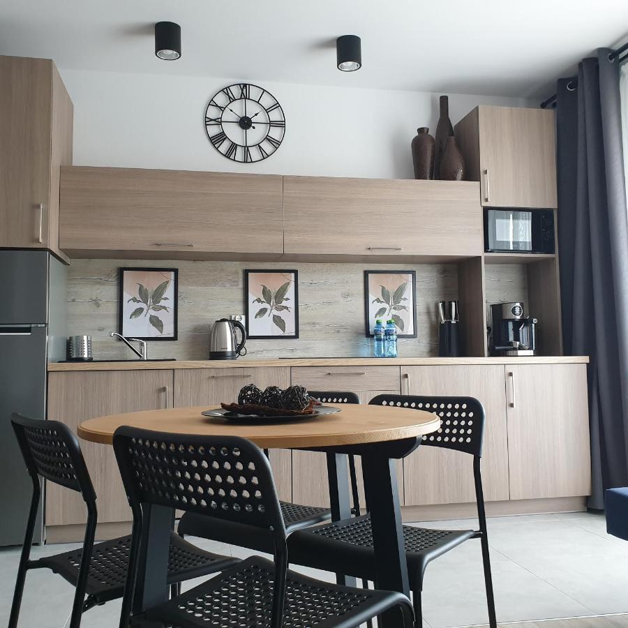 Q Apart Amber - Studio, Manufaktura, Klimatyzacja I Garaz Gratis, Netflix, Fv, Gwarancja Zadowolenia Лодзь Екстер'єр фото